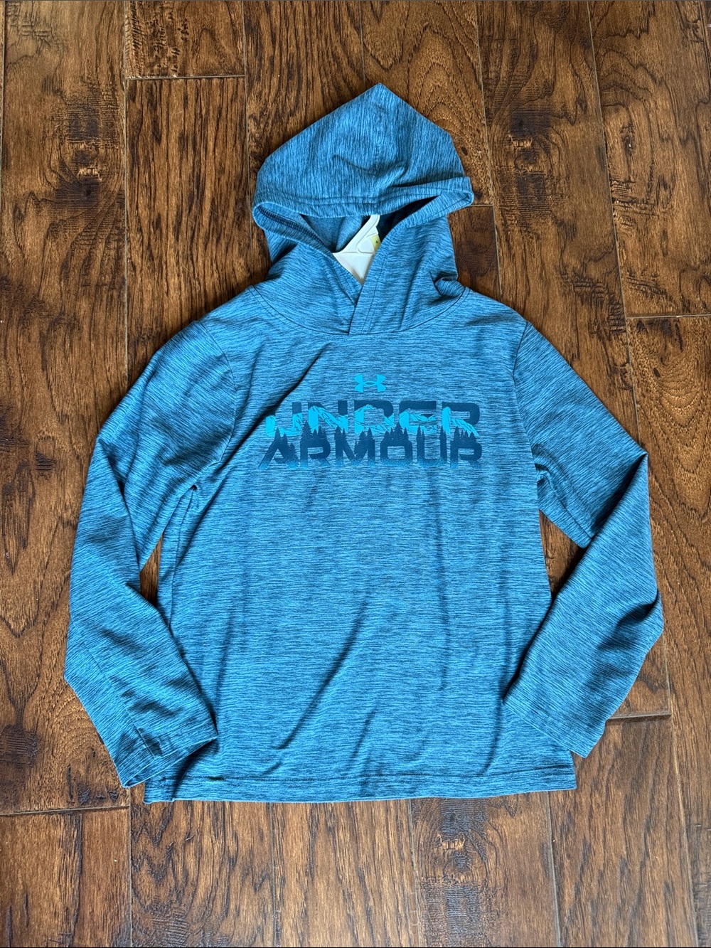 Under Armour Teal/Blue Hooded Performance Pullover, size youth small